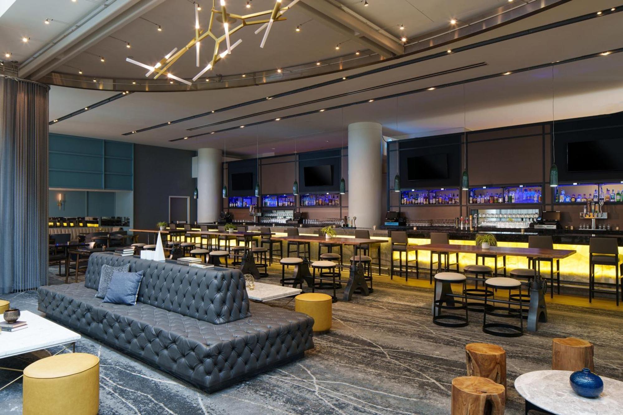 Renaissance Schaumburg Convention Center Hotel Екстер'єр фото