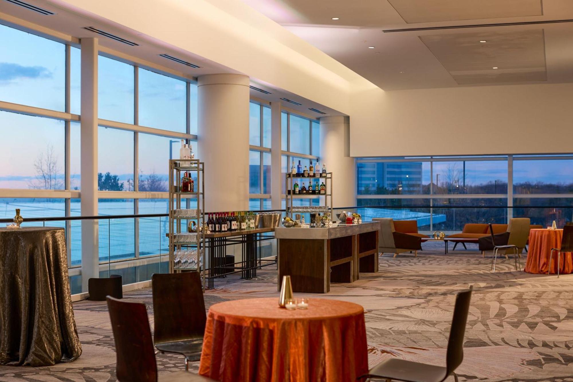 Renaissance Schaumburg Convention Center Hotel Екстер'єр фото