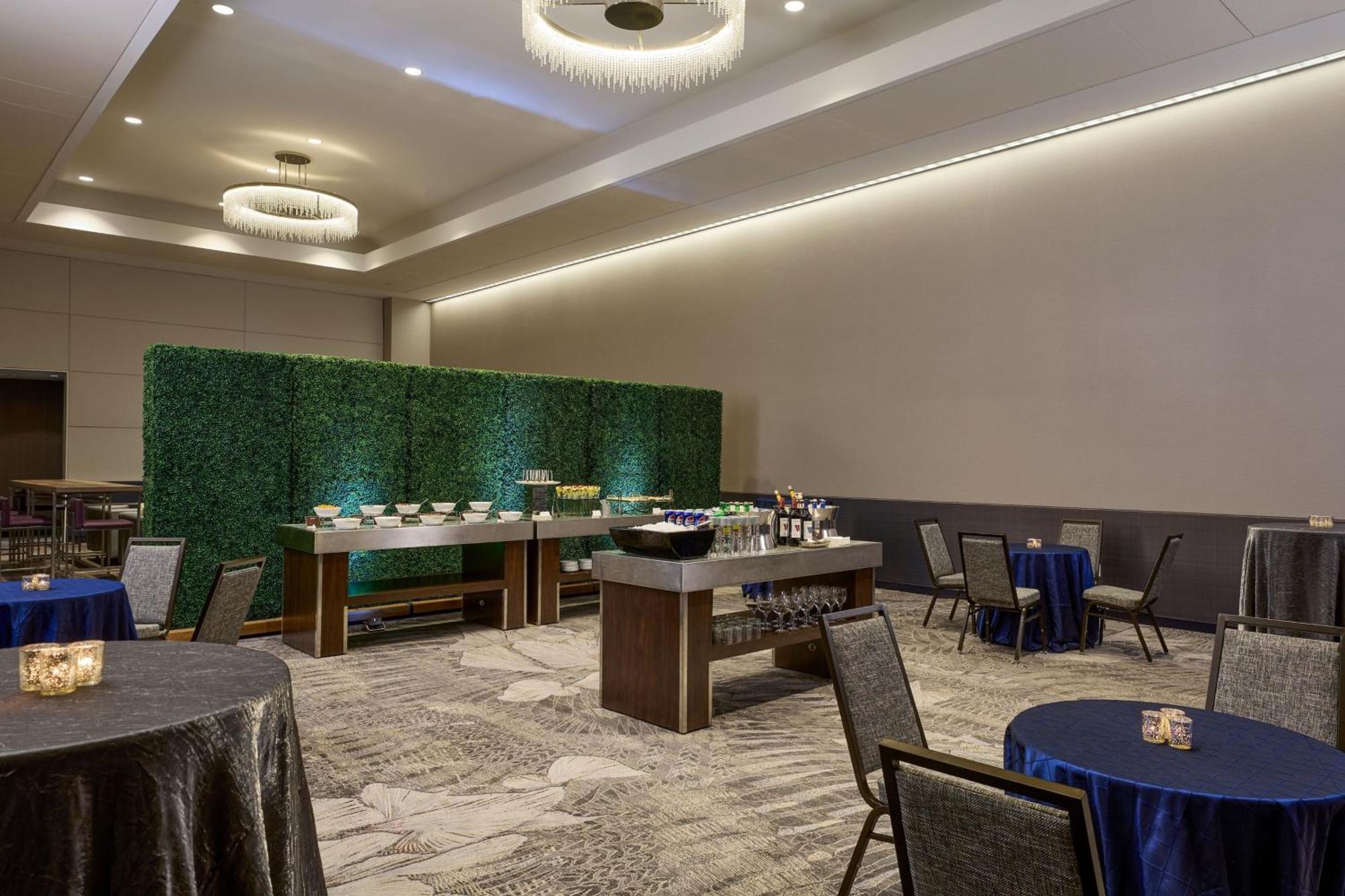 Renaissance Schaumburg Convention Center Hotel Екстер'єр фото