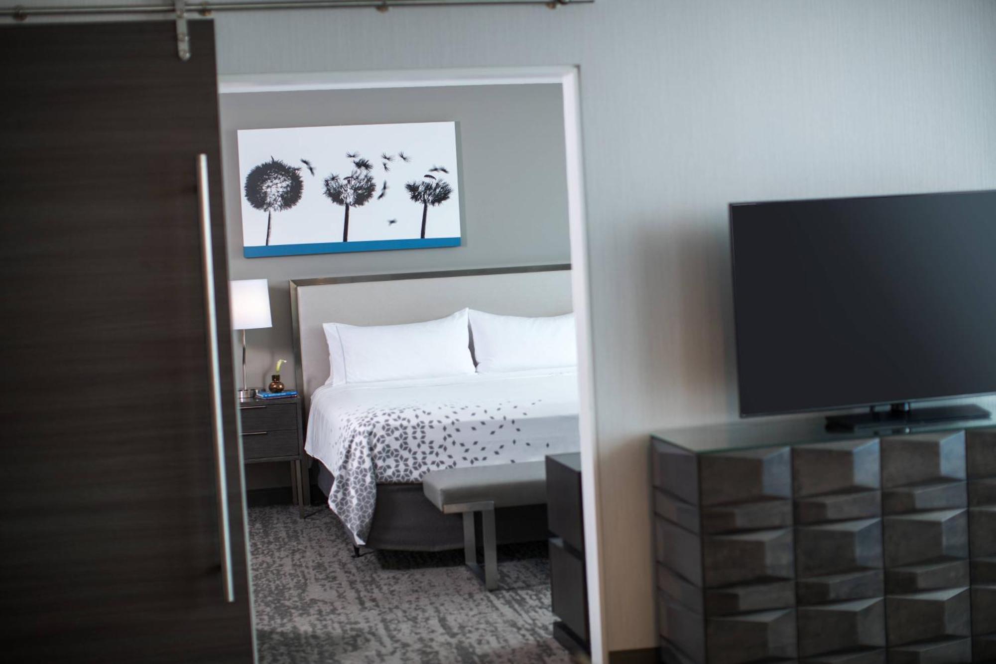 Renaissance Schaumburg Convention Center Hotel Екстер'єр фото